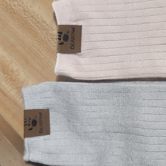 2SETS OF BEARPAW SOCKS - Picture 5 of 7